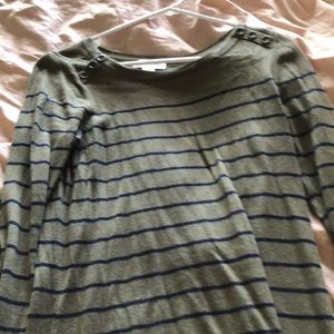 Maternity king sleeve sweater